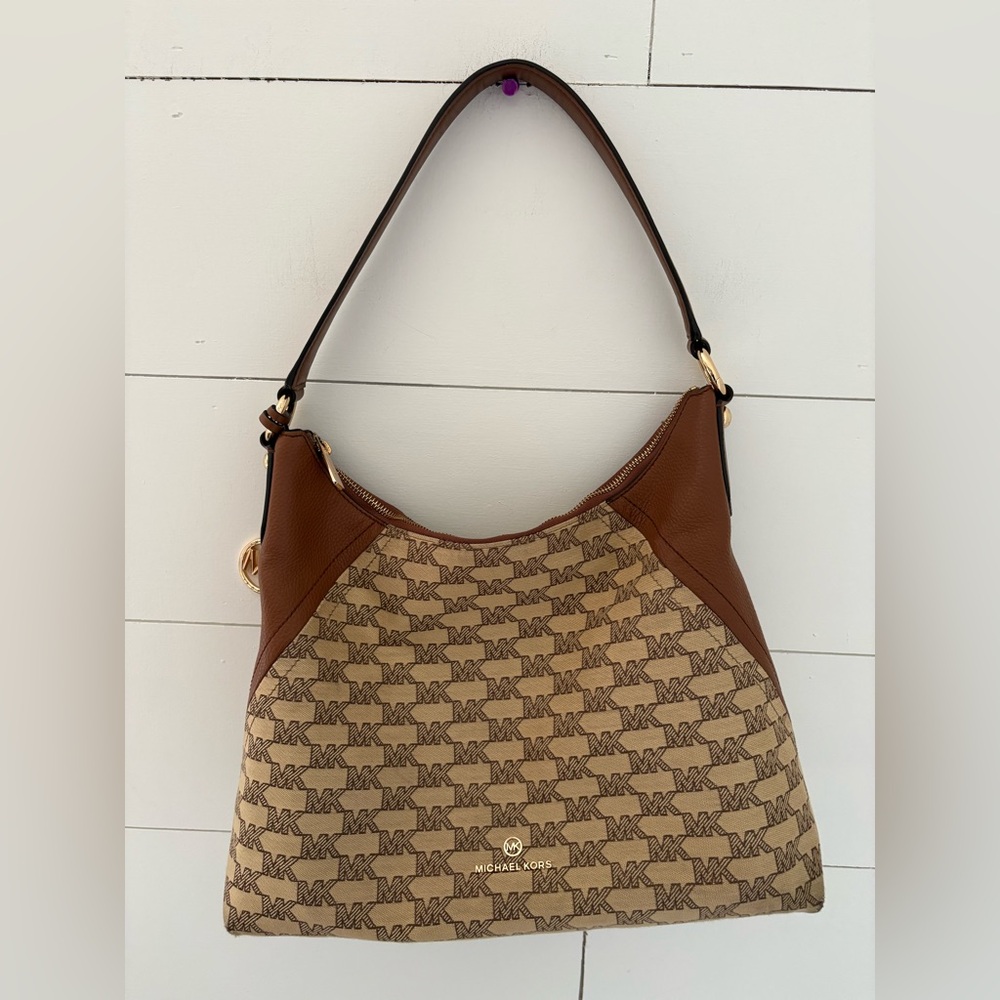 Michael Kors Aria Large Jacquard Signature Shoulder Bag